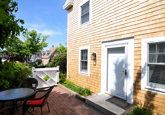 Large 3 bedroom, 2 bath with En suite master, fully stocked kitchen with a bar, full living room, full dining room, great private patio with hot tub, air conditioning and heating, WiFi, iHome, Comcast TV/DVD.